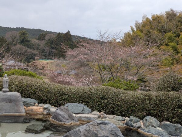女露天風呂から